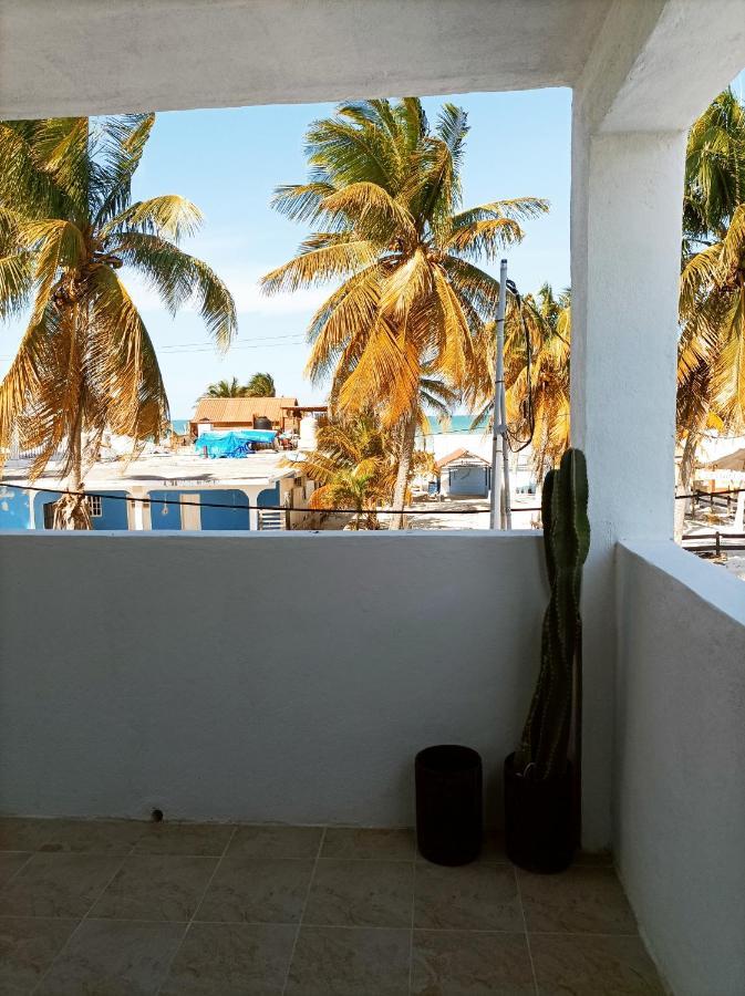Costa Esmeralda El Cuyo Luaran gambar